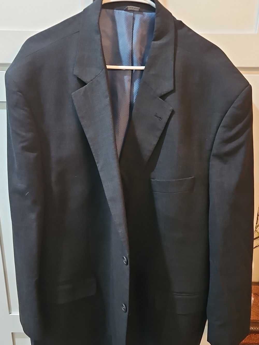 Men's Black Single-Breasted Suit Jacket - Tailored Formal Blazer